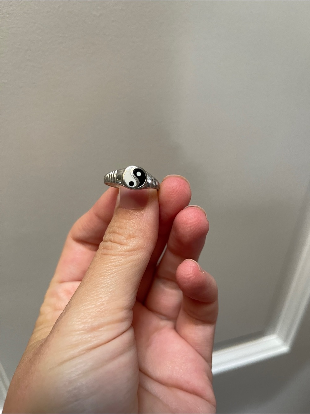Classic Yin Yang 925 Silver Ring - Black and White